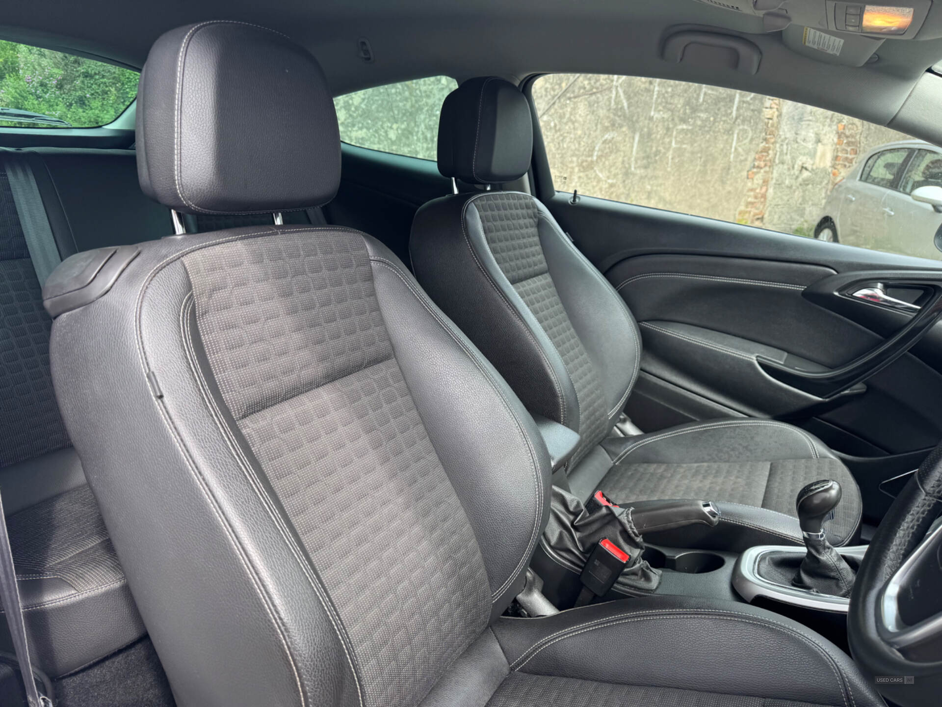Feb 2015 Vauxhall Astra GTC 1.6 CDTi 16V ecoFLEX SRi 3dr