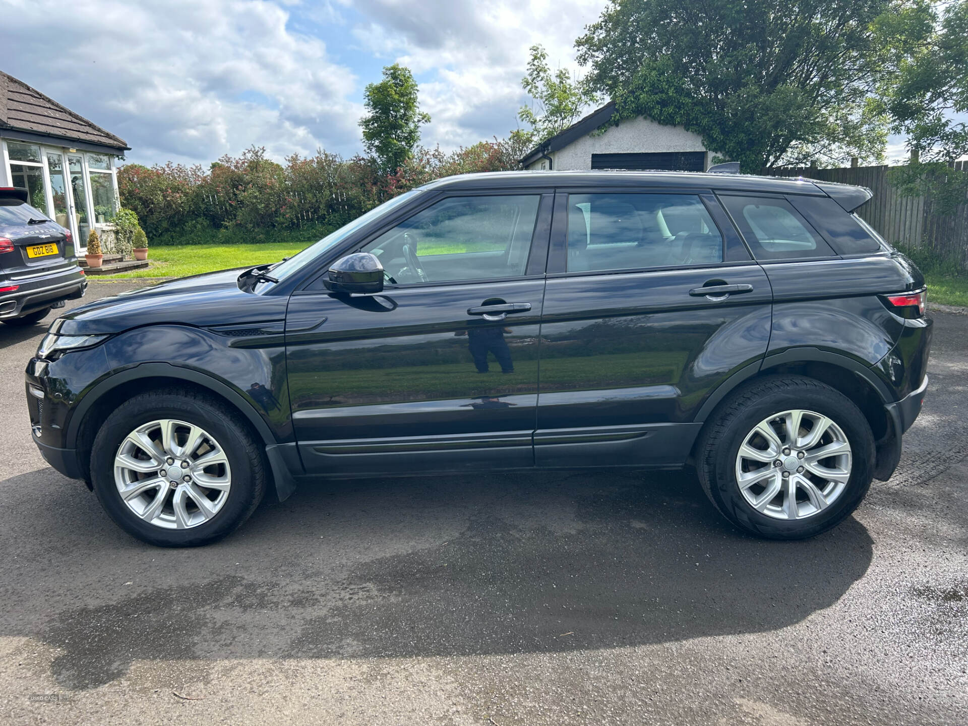 Jan 2017 Land Rover Range Rover Evoque 2.0 TD4 SE Tech 5dr Auto