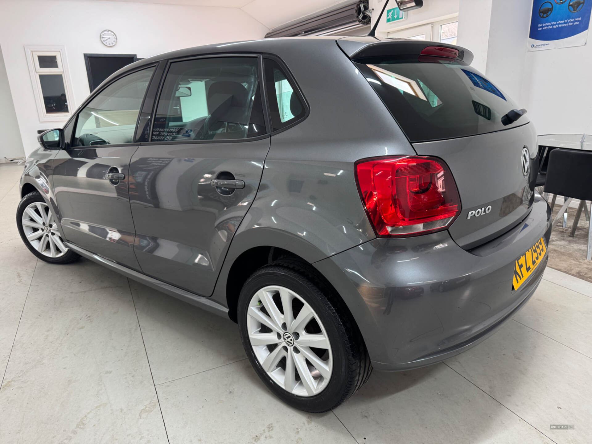 Volkswagen Polo HATCHBACK in Down