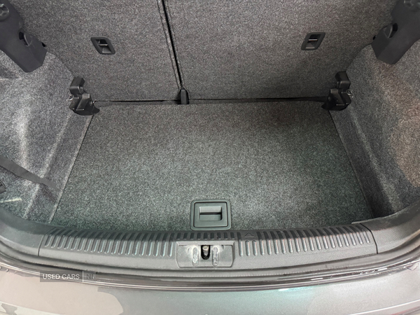 Volkswagen Polo HATCHBACK in Down