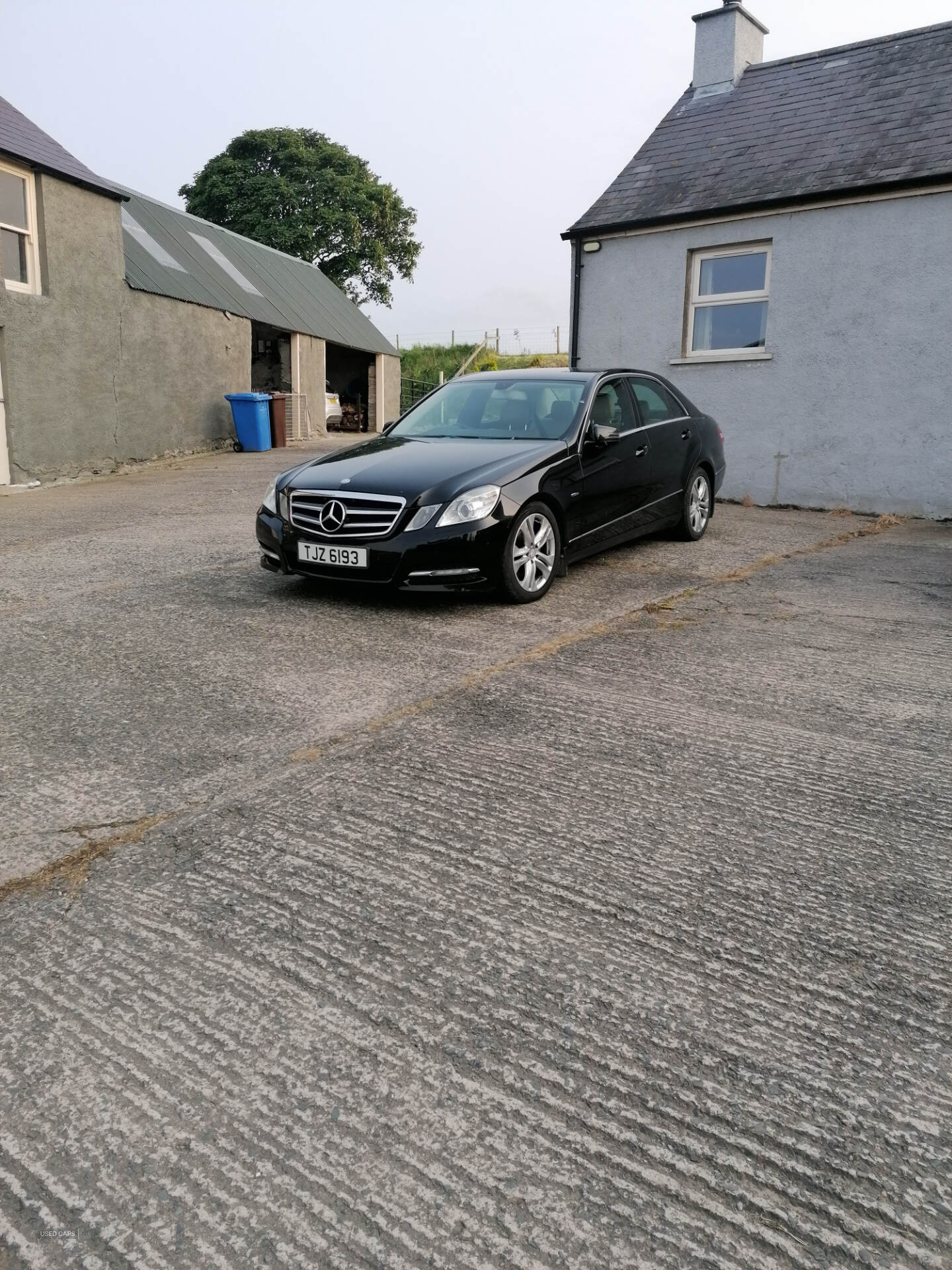 May 2012 Mercedes E-Class E220 CDI BlueEFFICIENCY Executive SE 4dr Tip Auto