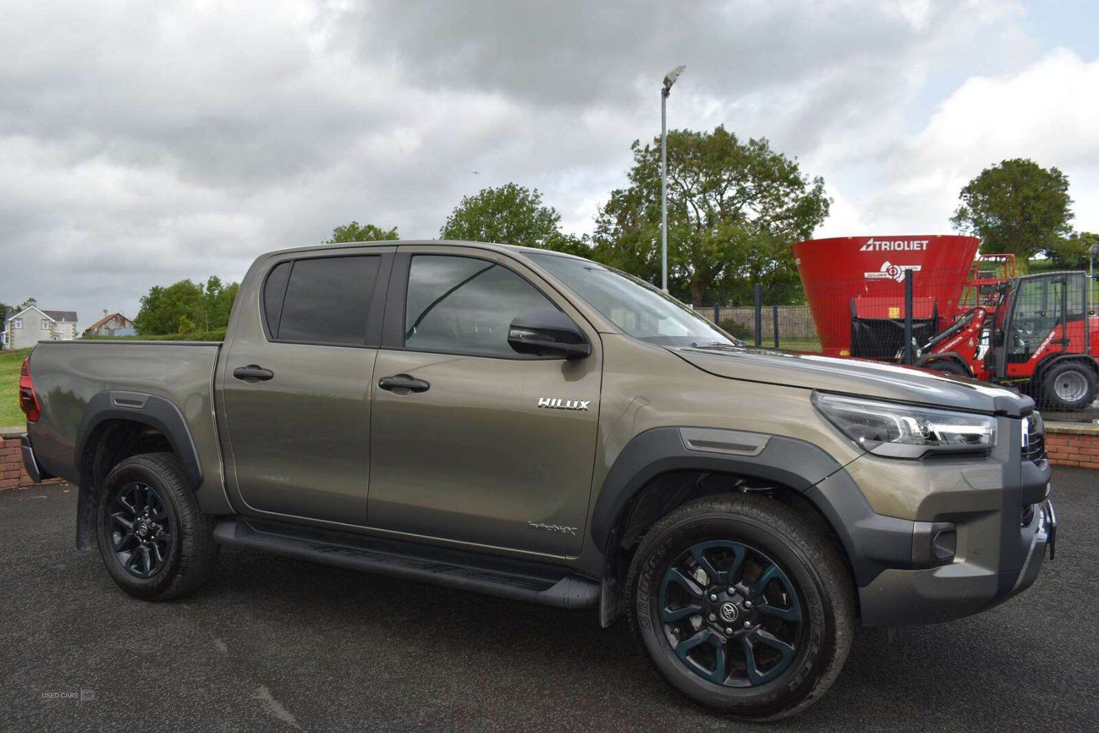 Feb 2025 Toyota Hilux Invincible X D/Cab Pick Up 2.8 Hybrid 48V Auto