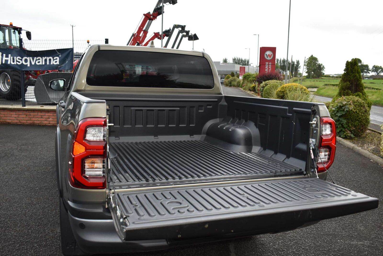 Feb 2025 Toyota Hilux Invincible X D/Cab Pick Up 2.8 Hybrid 48V Auto