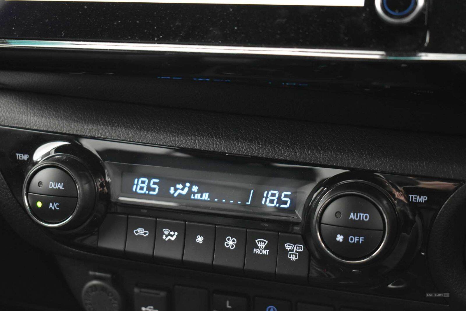 Feb 2025 Toyota Hilux Invincible X D/Cab Pick Up 2.8 Hybrid 48V Auto