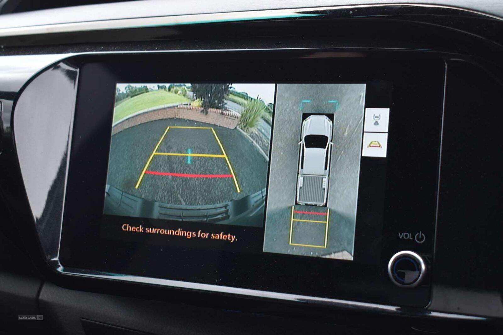 Feb 2025 Toyota Hilux Invincible X D/Cab Pick Up 2.8 Hybrid 48V Auto