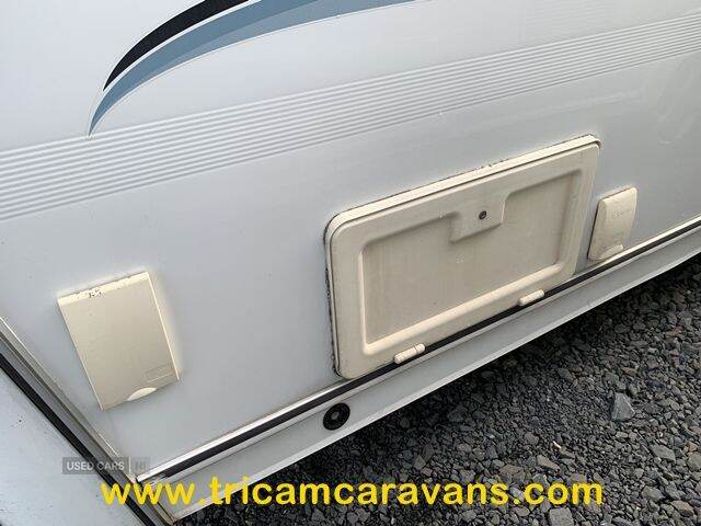 2011 Coachman Pastiche 460/2 2 Berth