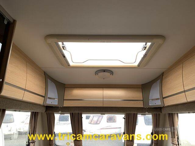 2011 Coachman Pastiche 460/2 2 Berth
