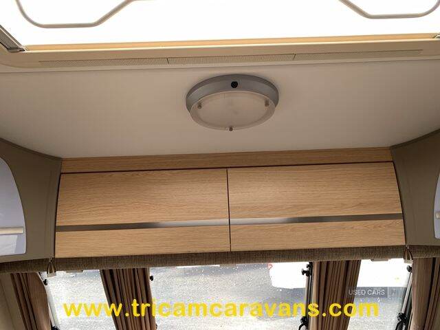 2011 Coachman Pastiche 460/2 2 Berth
