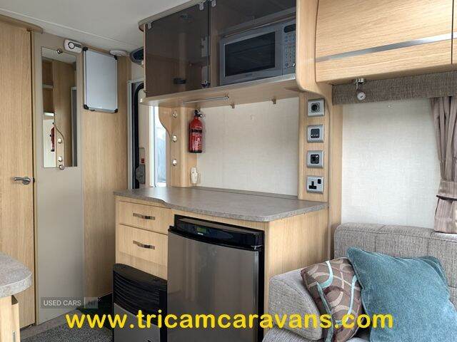 2011 Coachman Pastiche 460/2 2 Berth