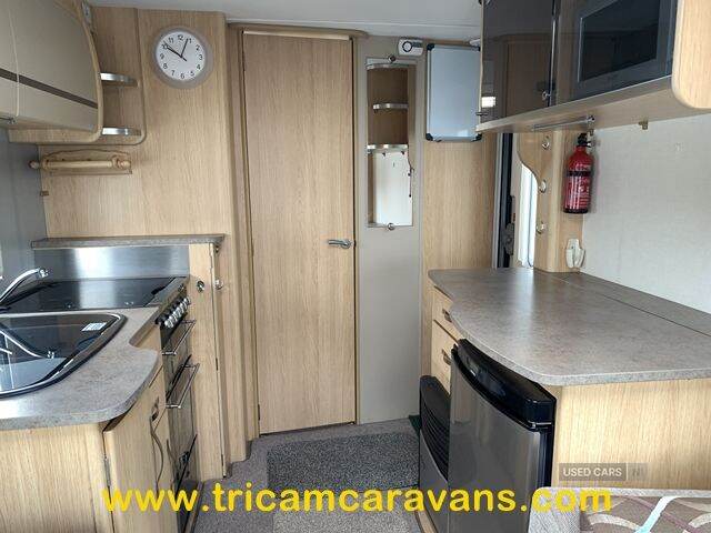 2011 Coachman Pastiche 460/2 2 Berth