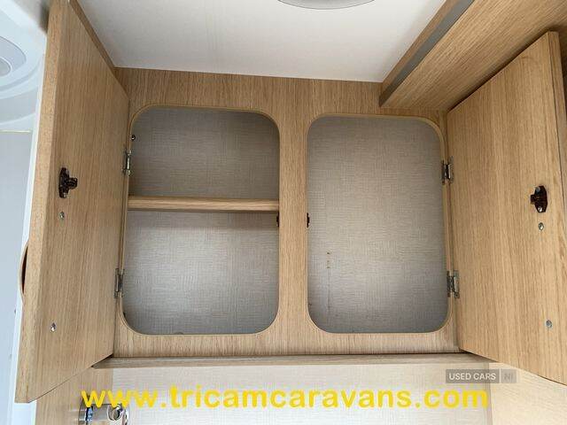2011 Coachman Pastiche 460/2 2 Berth