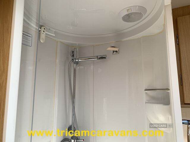 2011 Coachman Pastiche 460/2 2 Berth