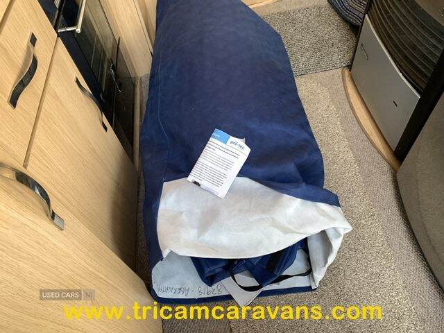 2011 Coachman Pastiche 460/2 2 Berth
