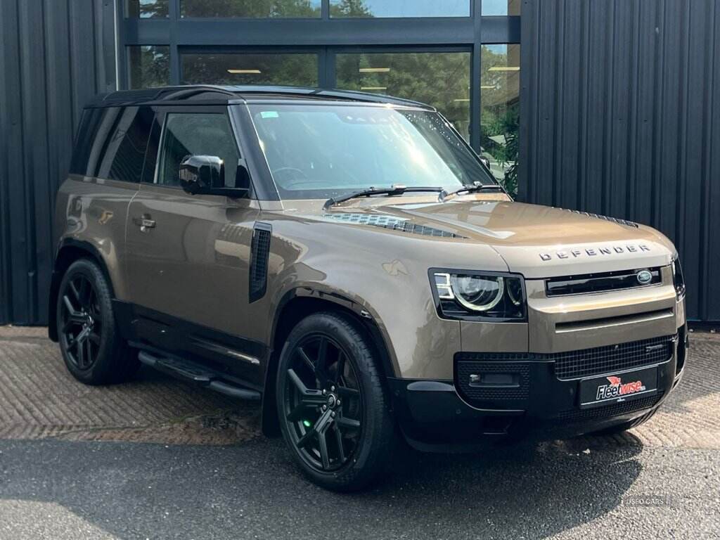 Oct 2022 Land Rover Defender 3.0 D250 X-Dynamic HSE 90 3dr Auto