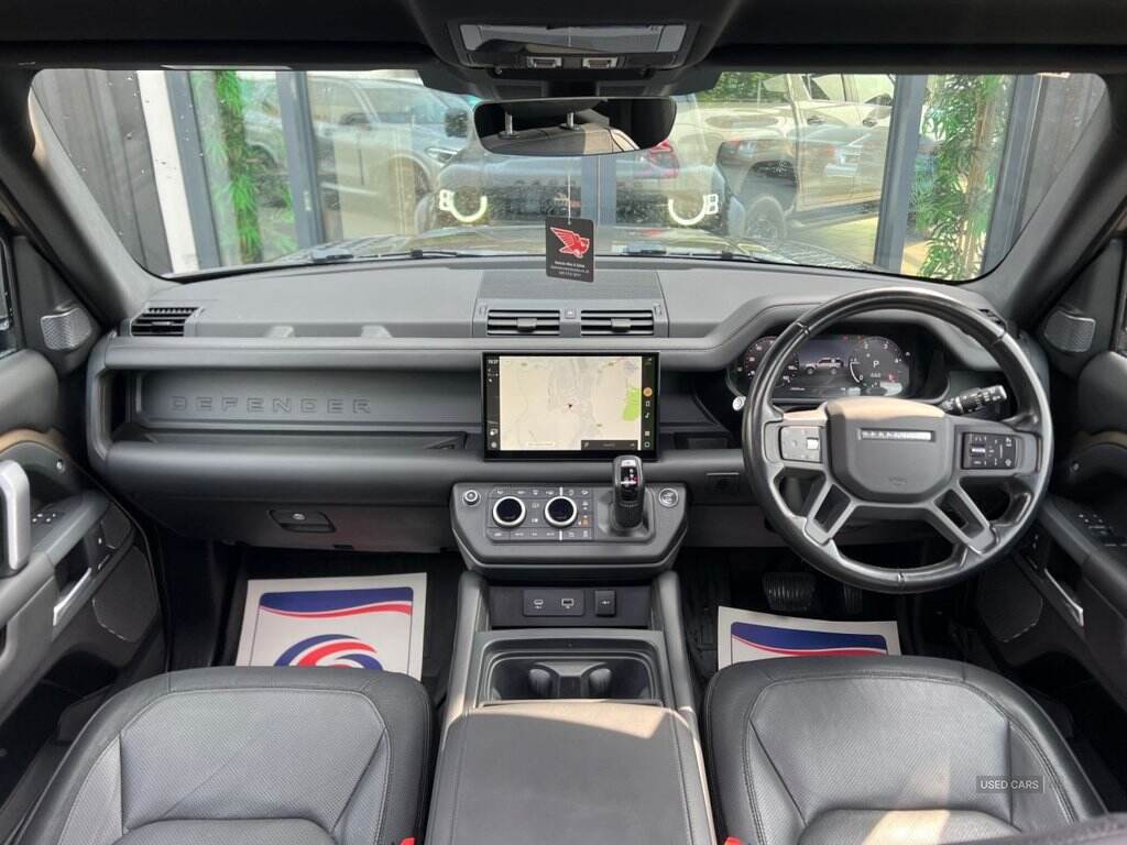 Oct 2022 Land Rover Defender 3.0 D250 X-Dynamic HSE 90 3dr Auto