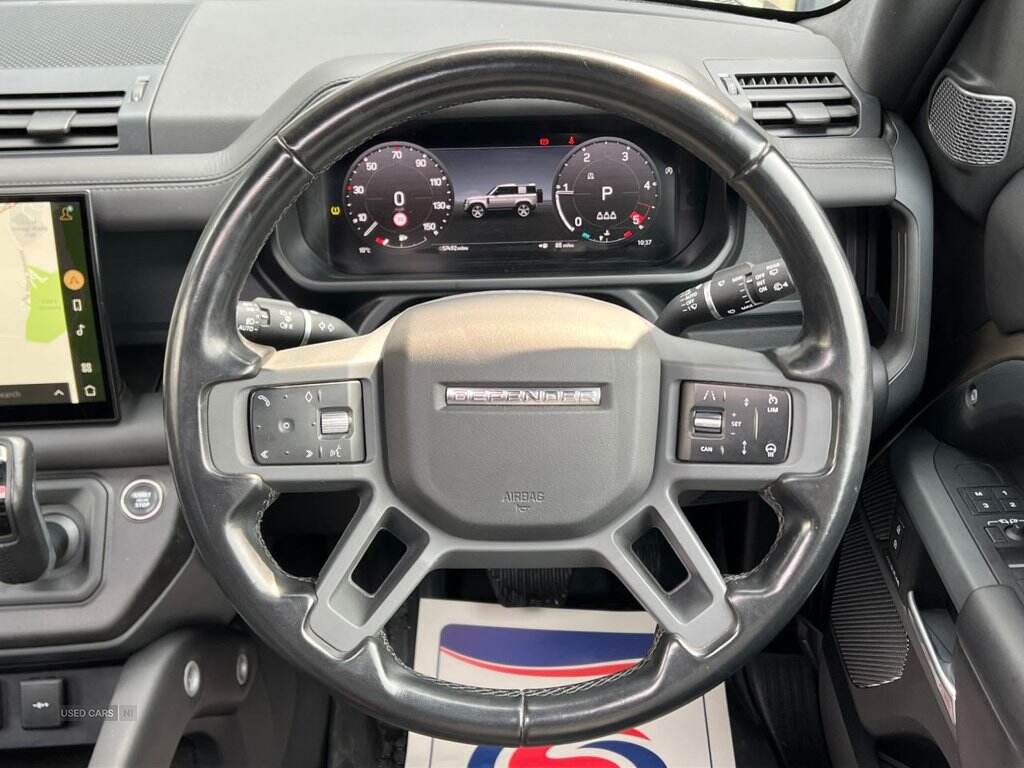 Oct 2022 Land Rover Defender 3.0 D250 X-Dynamic HSE 90 3dr Auto