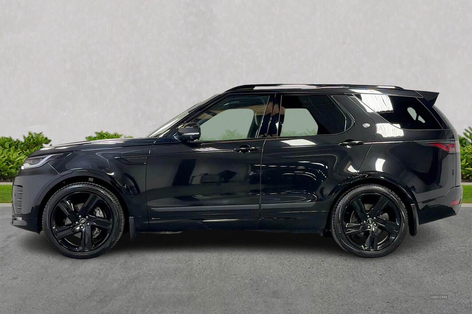 Jul 2021 Land Rover Discovery 3.0 D300 R-Dynamic Hse 5Dr Auto