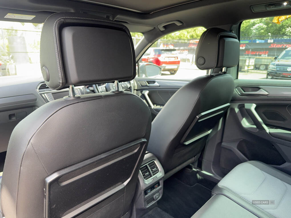 Apr 2017 Volkswagen Tiguan 2.0 BiTDi 240 4Motion R-Line 5dr DSG