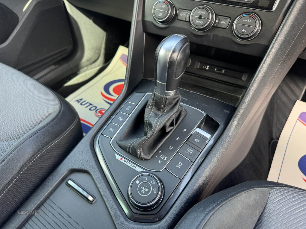Apr 2017 Volkswagen Tiguan 2.0 BiTDi 240 4Motion R-Line 5dr DSG
