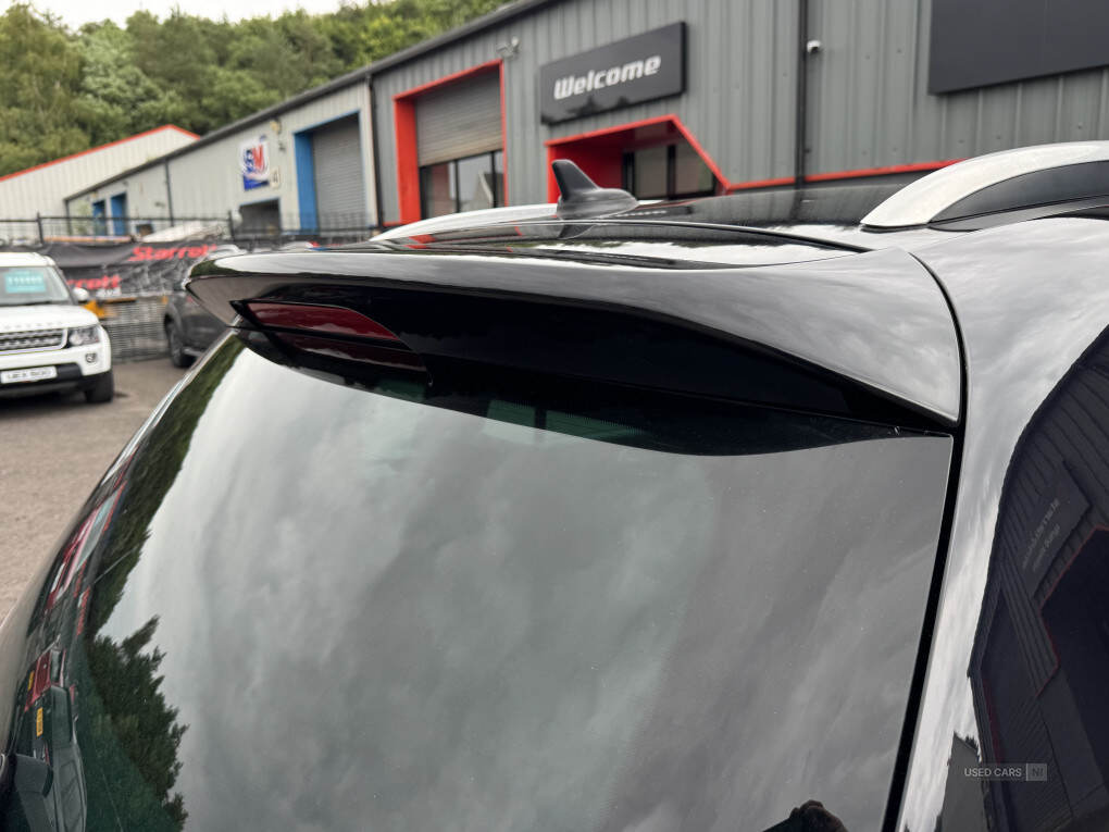 Mar 2016 Volkswagen Tiguan 2.0 TDi BlueMotion Tech R-Line Edition 150 5dr DSG