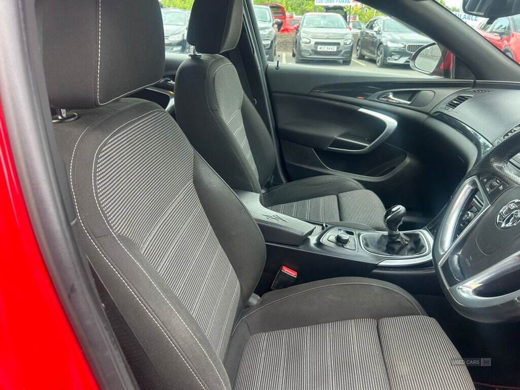 Jun 2011 Vauxhall Insignia 1.8i 16V SRi Vx-line Red Nav 5dr