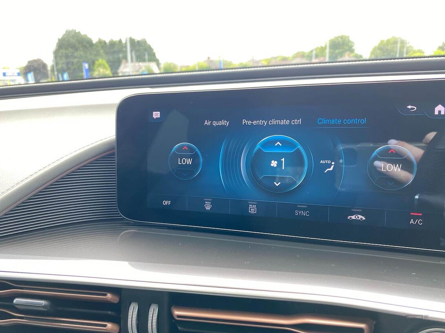 Apr 2022 Mercedes-Benz EQC 400 300Kw Amg Line Premium 80Kwh 5Dr Auto