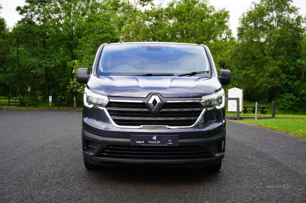 Jun 2022 Renault Trafic SL28 Blue dCi 130 Business Van