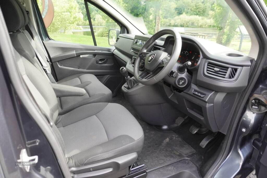 Jun 2022 Renault Trafic SL28 Blue dCi 130 Business Van