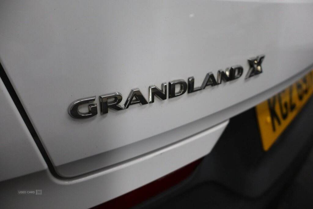 Aug 2018 Vauxhall Grandland X 1.6 Turbo D SE 5dr