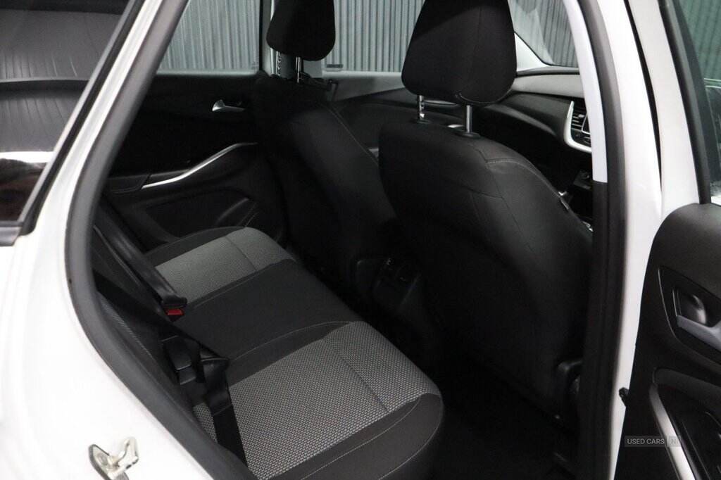 Aug 2018 Vauxhall Grandland X 1.6 Turbo D SE 5dr