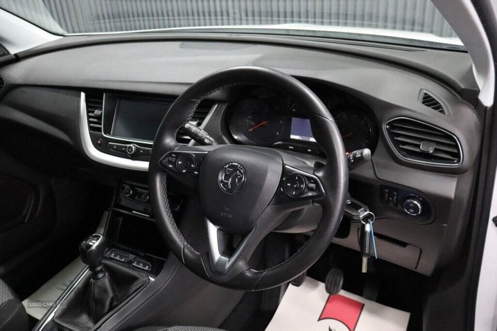 Aug 2018 Vauxhall Grandland X 1.6 Turbo D SE 5dr
