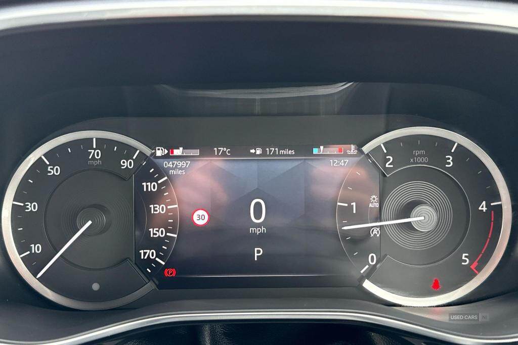 May 2021 Jaguar F-Pace 3.0 D300 R-Dynamic S 5dr Auto AWD