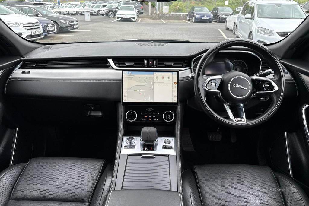 May 2021 Jaguar F-Pace 3.0 D300 R-Dynamic S 5dr Auto AWD