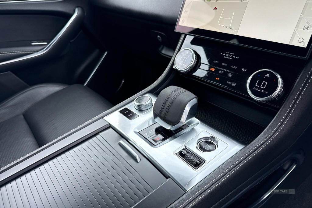 May 2021 Jaguar F-Pace 3.0 D300 R-Dynamic S 5dr Auto AWD