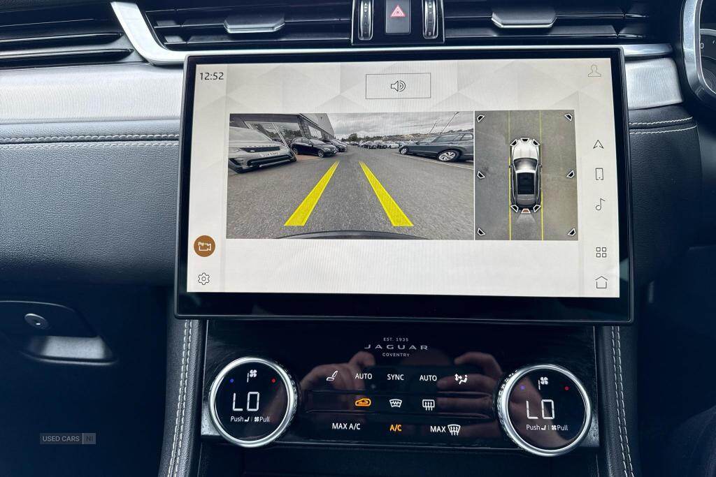 May 2021 Jaguar F-Pace 3.0 D300 R-Dynamic S 5dr Auto AWD