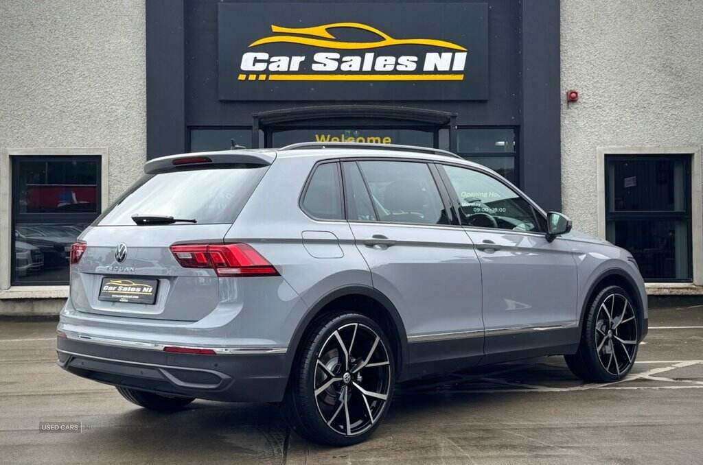 Aug 2021 Volkswagen Tiguan 2.0 TDI Life 5dr DSG