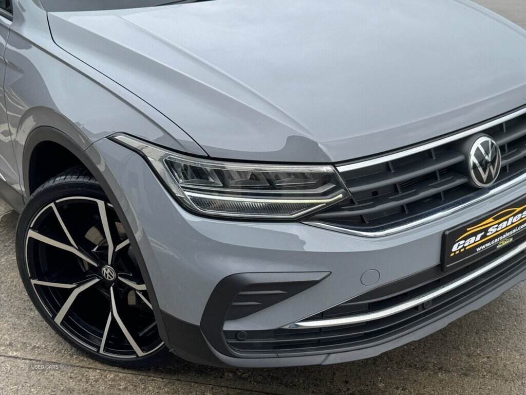 Aug 2021 Volkswagen Tiguan 2.0 TDI Life 5dr DSG