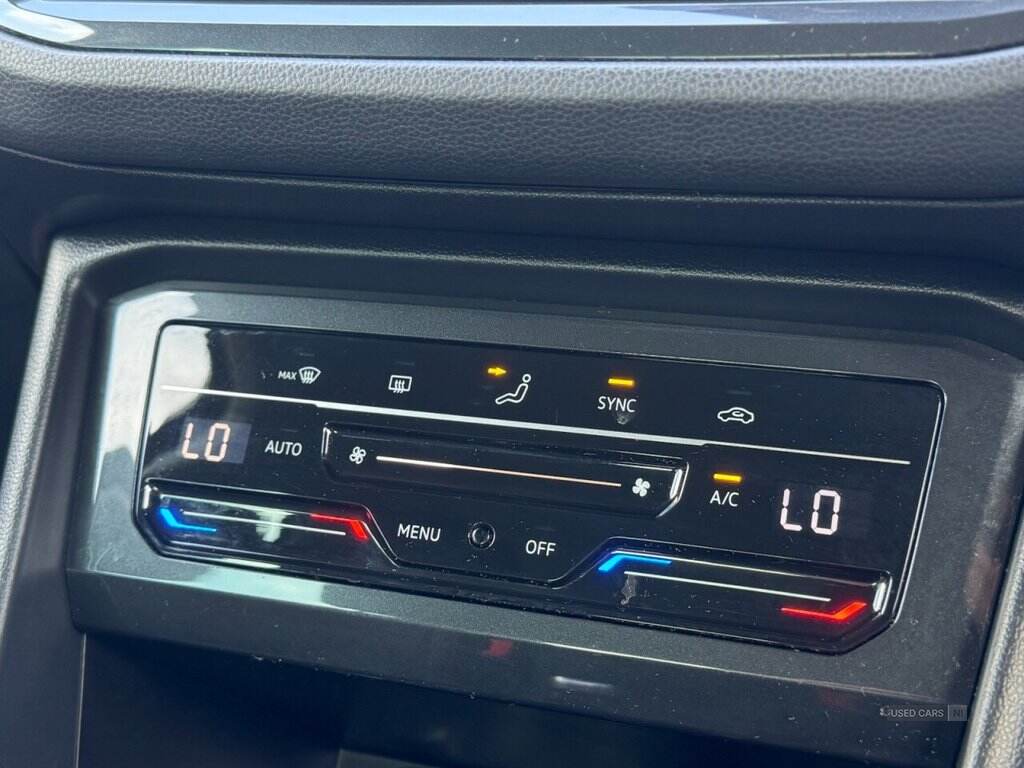Aug 2021 Volkswagen Tiguan 2.0 TDI Life 5dr DSG