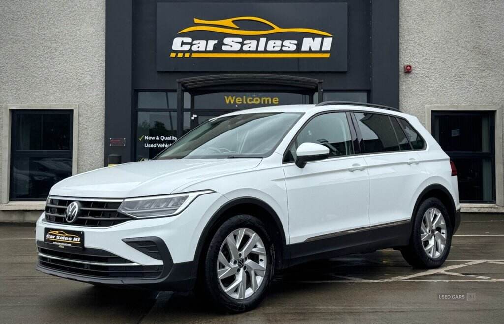 Apr 2021 Volkswagen Tiguan 2.0 TDI Life 5dr DSG