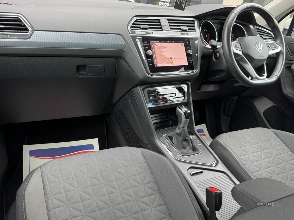 Apr 2021 Volkswagen Tiguan 2.0 TDI Life 5dr DSG