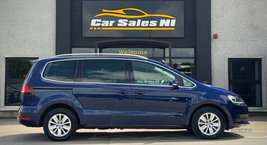 Oct 2020 Volkswagen Sharan 2.0 TDI SCR 150 SE Nav 5dr
