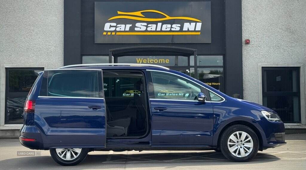 Oct 2020 Volkswagen Sharan 2.0 TDI SCR 150 SE Nav 5dr