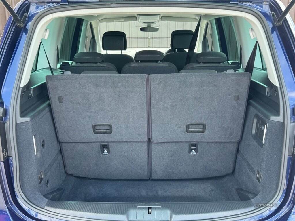 Oct 2020 Volkswagen Sharan 2.0 TDI SCR 150 SE Nav 5dr