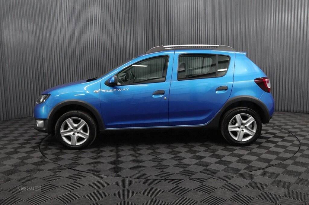 Aug 2016 Dacia Sandero Stepway 0.9 TCe Laureate 5dr [Start Stop]