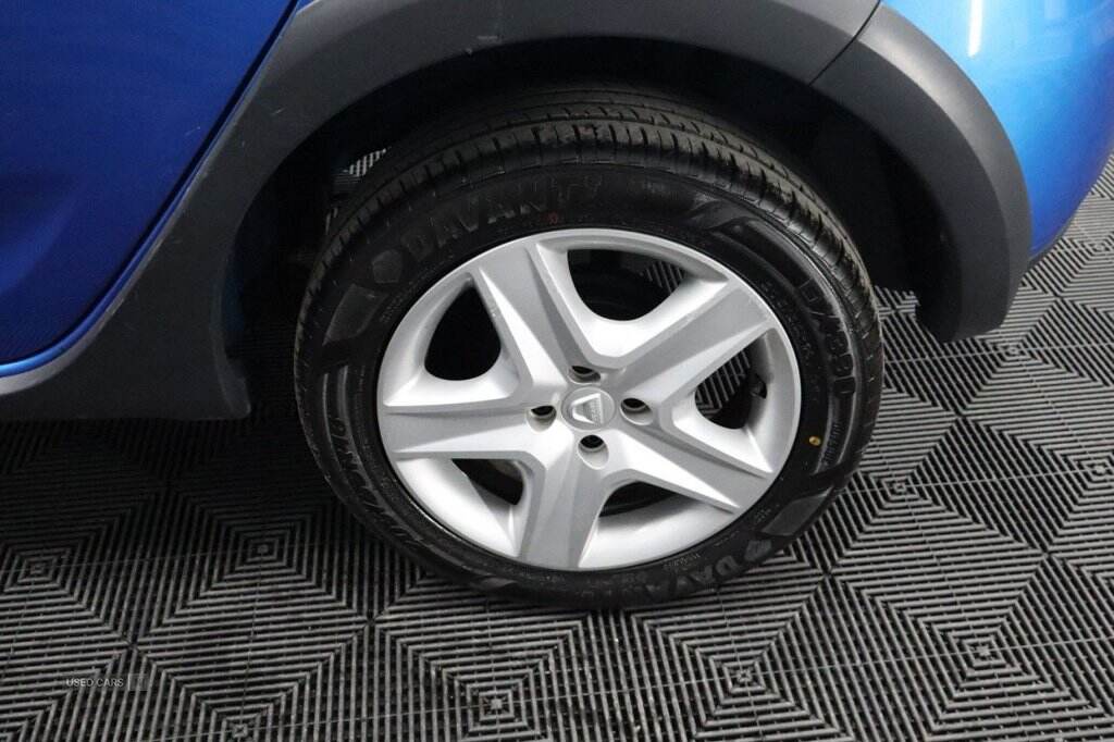 Aug 2016 Dacia Sandero Stepway 0.9 TCe Laureate 5dr [Start Stop]