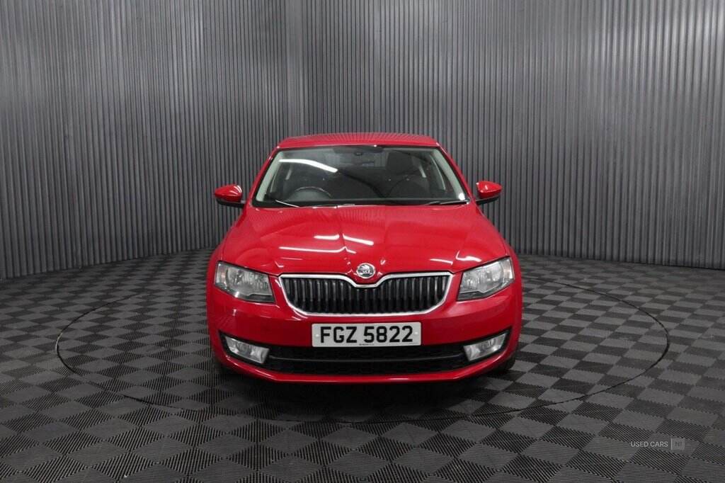 Mar 2014 Skoda Octavia 1.6 TDI CR Elegance 5dr