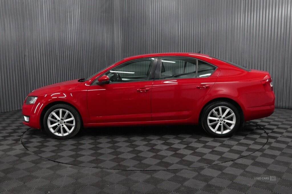 Mar 2014 Skoda Octavia 1.6 TDI CR Elegance 5dr