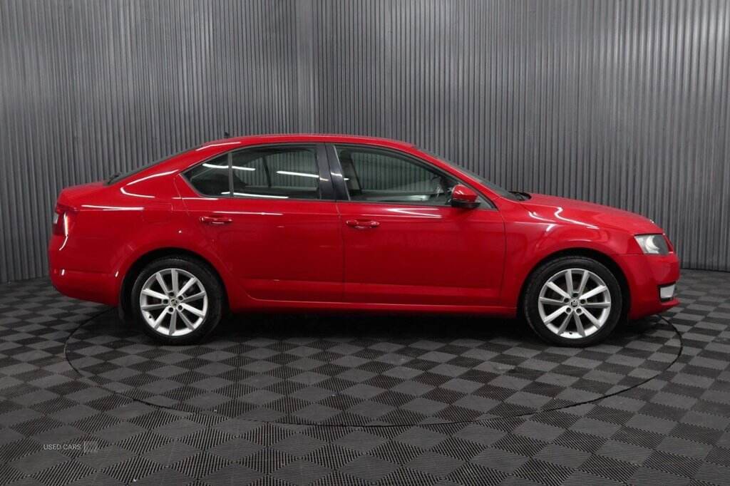 Mar 2014 Skoda Octavia 1.6 TDI CR Elegance 5dr