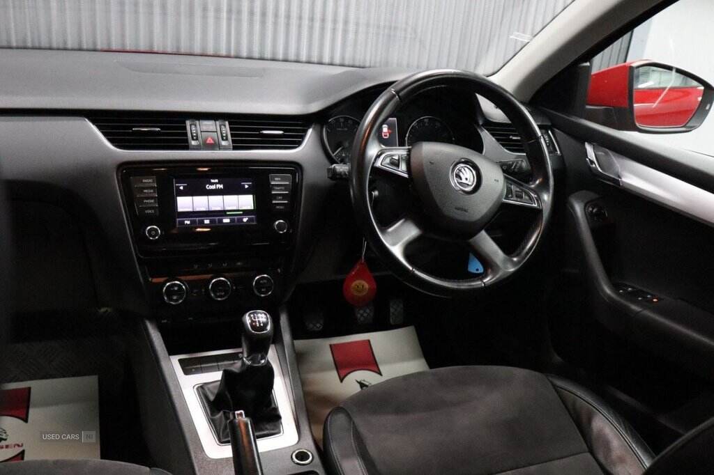Mar 2014 Skoda Octavia 1.6 TDI CR Elegance 5dr