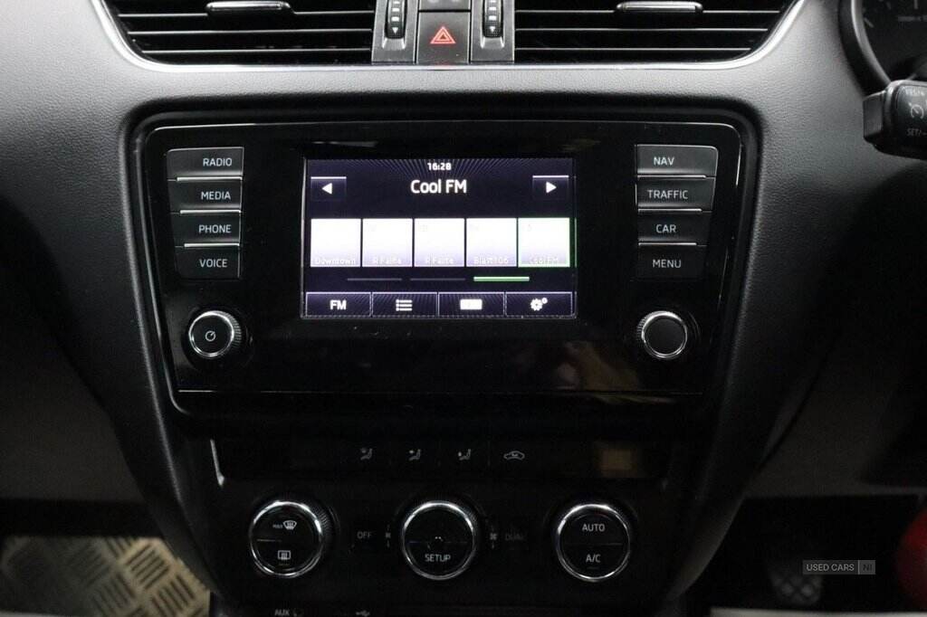 Mar 2014 Skoda Octavia 1.6 TDI CR Elegance 5dr